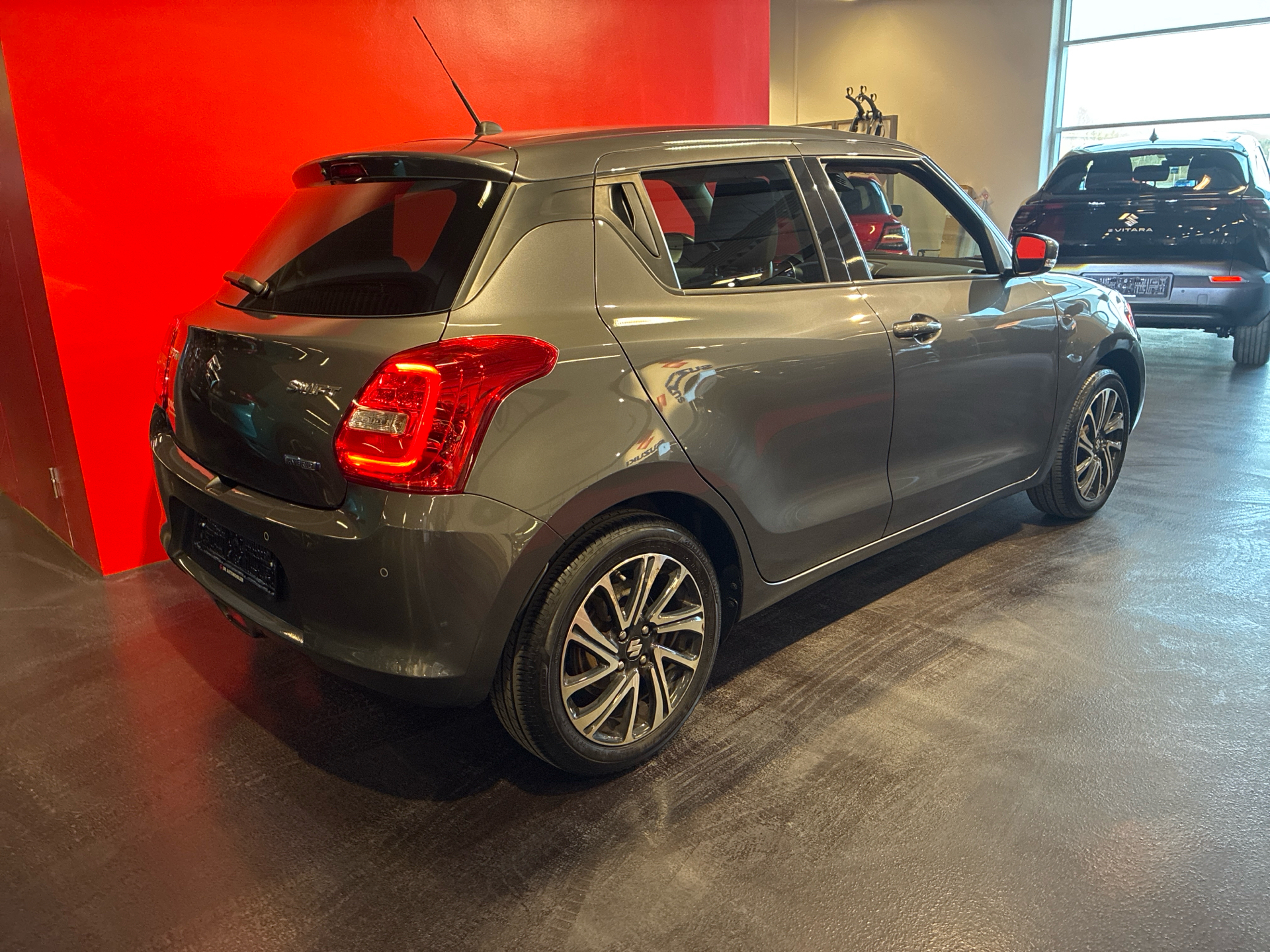 Billede af Suzuki Swift 1,2 Dualjet  Mild hybrid Exclusive AEB 83HK 5d