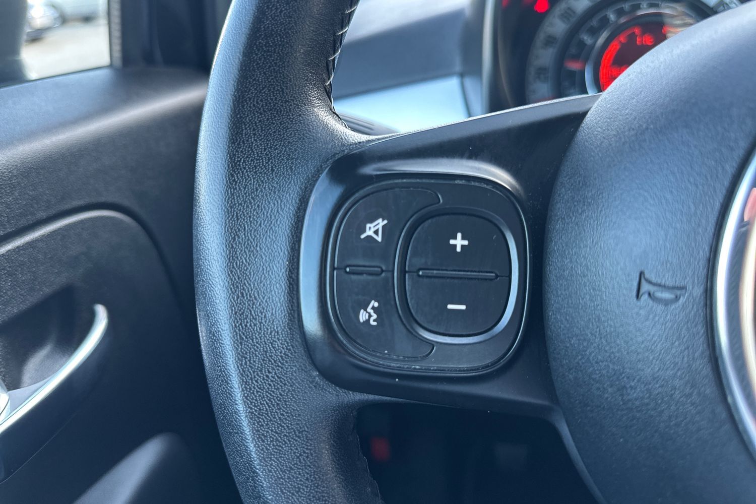 Billede af Fiat 500 1,0 Mild hybrid Connect 70HK 3d 6g