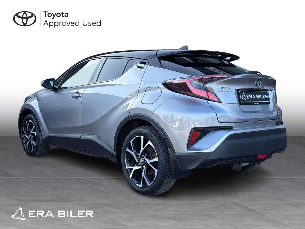 Billede af Toyota C-HR 1,8 Hybrid C-LUB Premium Selected Bi-tone Multidrive S 122HK 5d Aut.