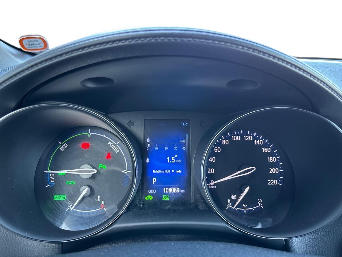 Billede af Toyota C-HR 1,8 Hybrid C-LUB Premium Selected Bi-tone Multidrive S 122HK 5d Aut.