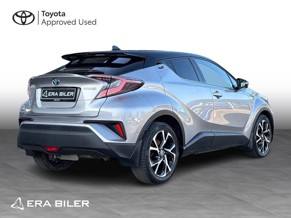 Billede af Toyota C-HR 1,8 Hybrid C-LUB Premium Selected Bi-tone Multidrive S 122HK 5d Aut.