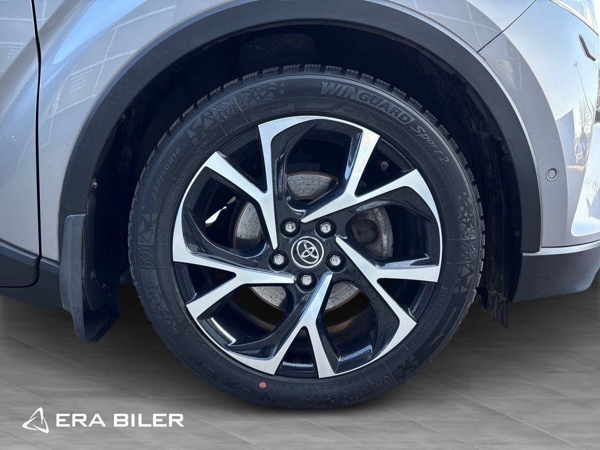 Billede af Toyota C-HR 1,8 Hybrid C-LUB Premium Selected Bi-tone Multidrive S 122HK 5d Aut.