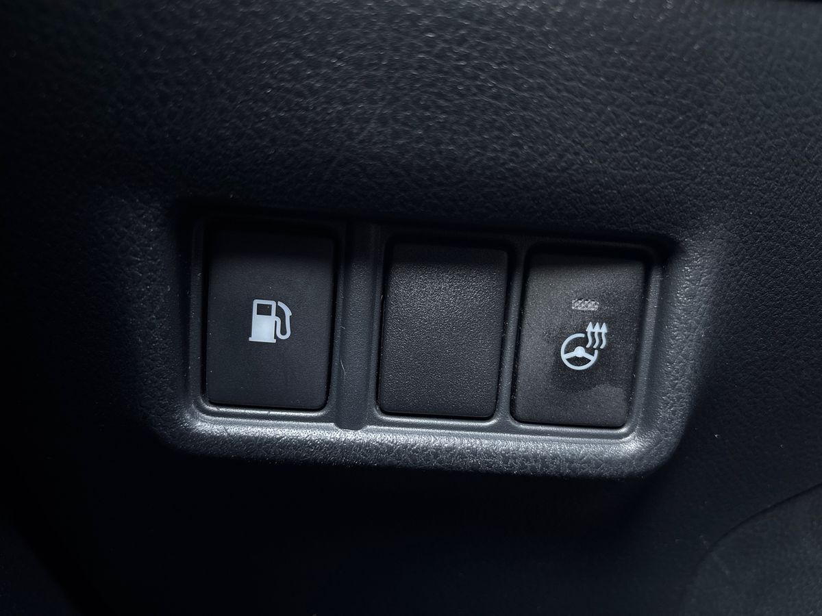 Billede af Toyota C-HR 1,8 Hybrid C-LUB Premium Selected Bi-tone Multidrive S 122HK 5d Aut.