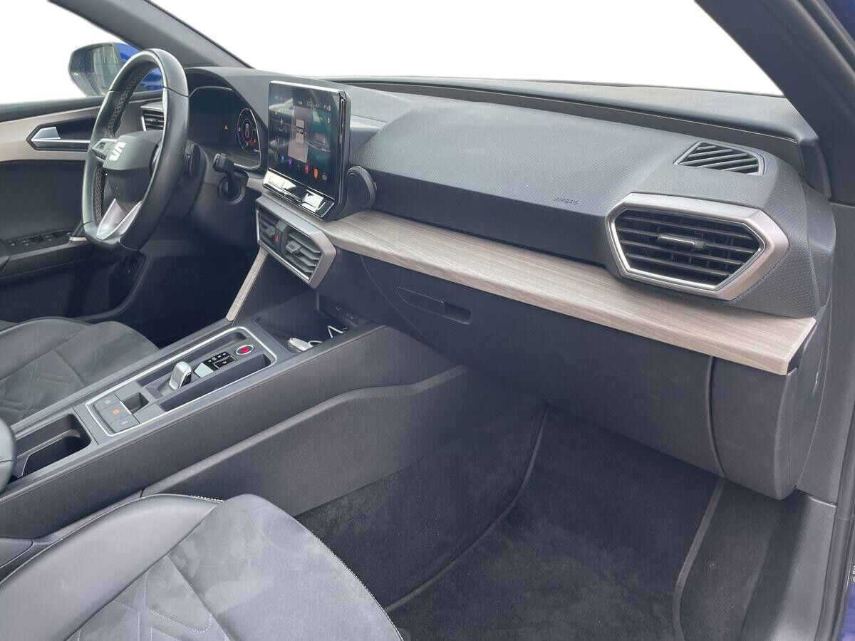 Billede af Seat Leon Sportstourer 1,4 e-Hybrid Xcellence DSG 204HK Stc 6g Aut.