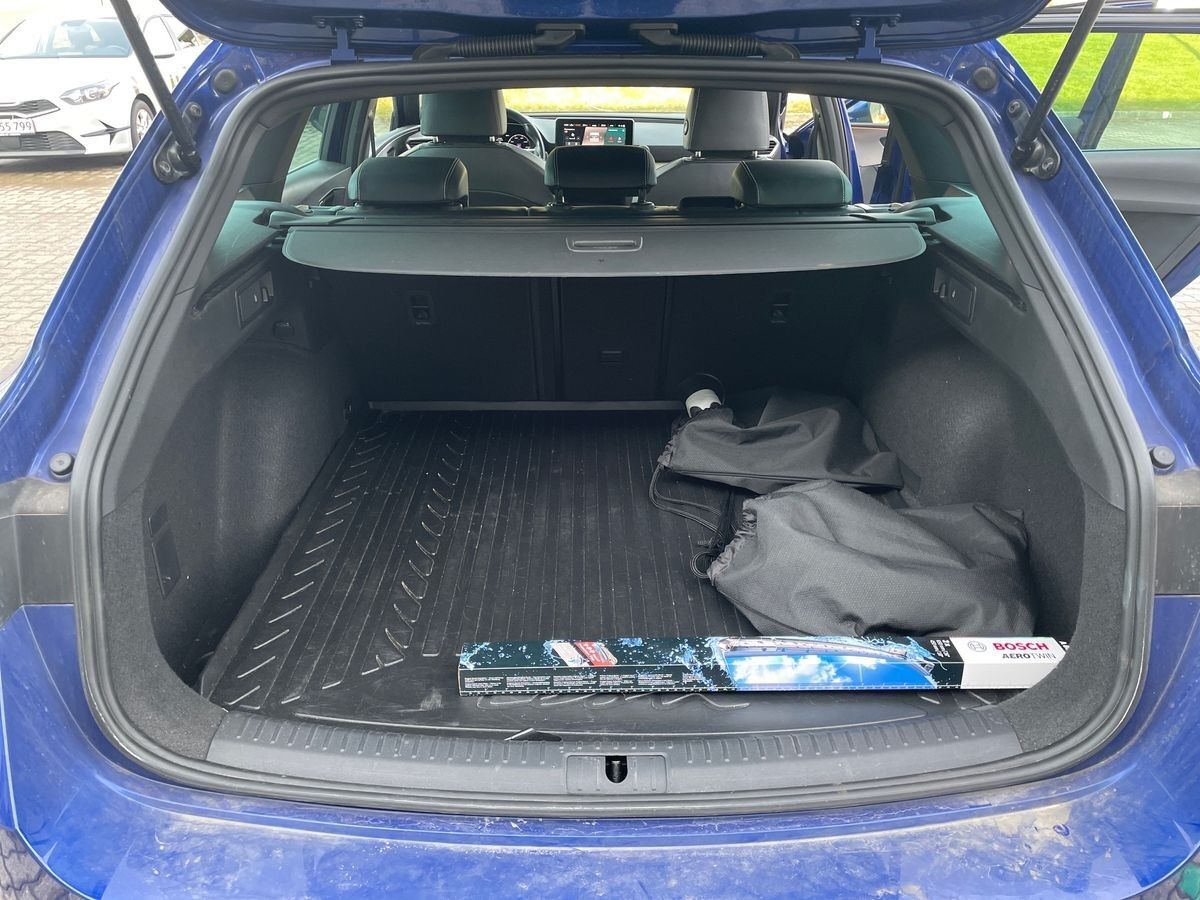 Billede af Seat Leon Sportstourer 1,4 e-Hybrid Xcellence DSG 204HK Stc 6g Aut.