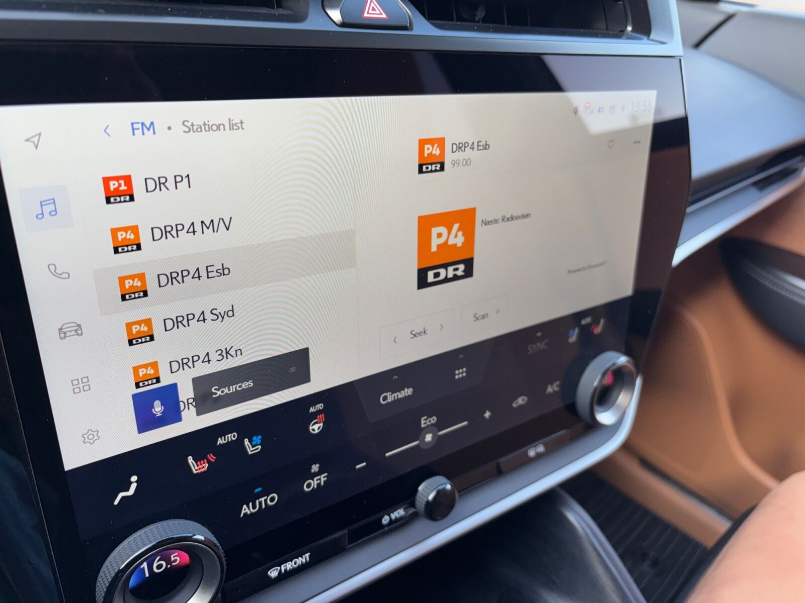 Billede af Lexus RZ 300e EL Luxury 204HK 4d Aut.