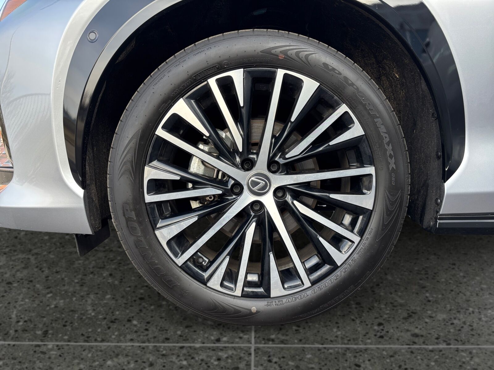 Billede af Lexus RZ 300e EL Luxury 204HK 4d Aut.