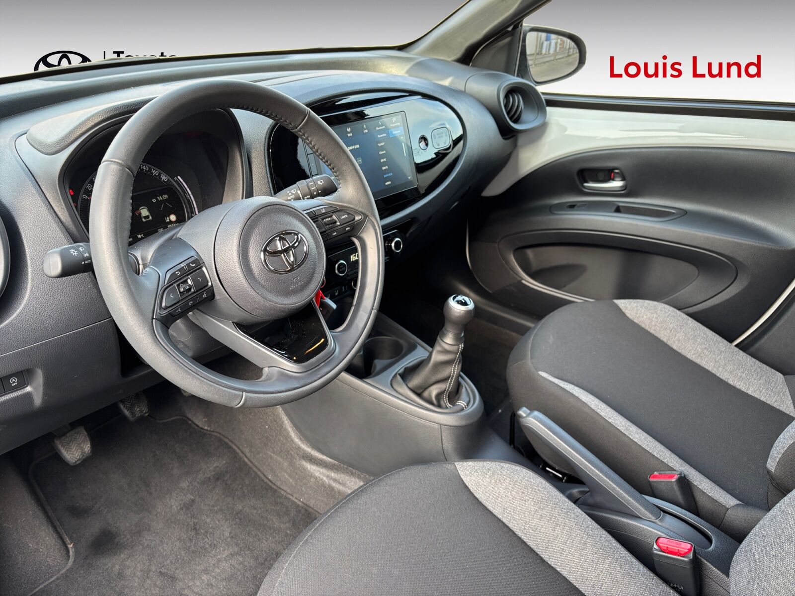 Billede af Toyota Aygo X 1,0 VVT-I Active 72HK 5d