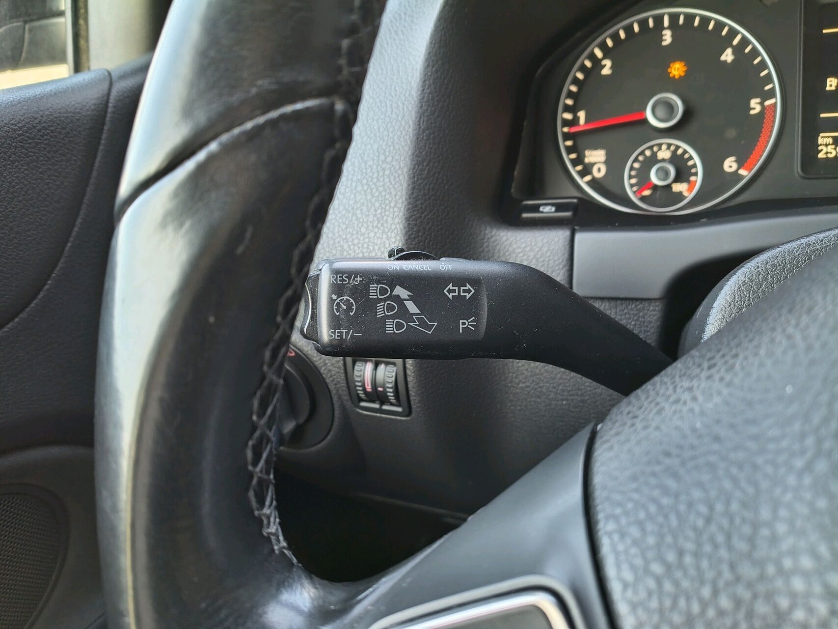 Billede af VW Golf Plus 2,0 TDI DPF Highline 140HK 6g