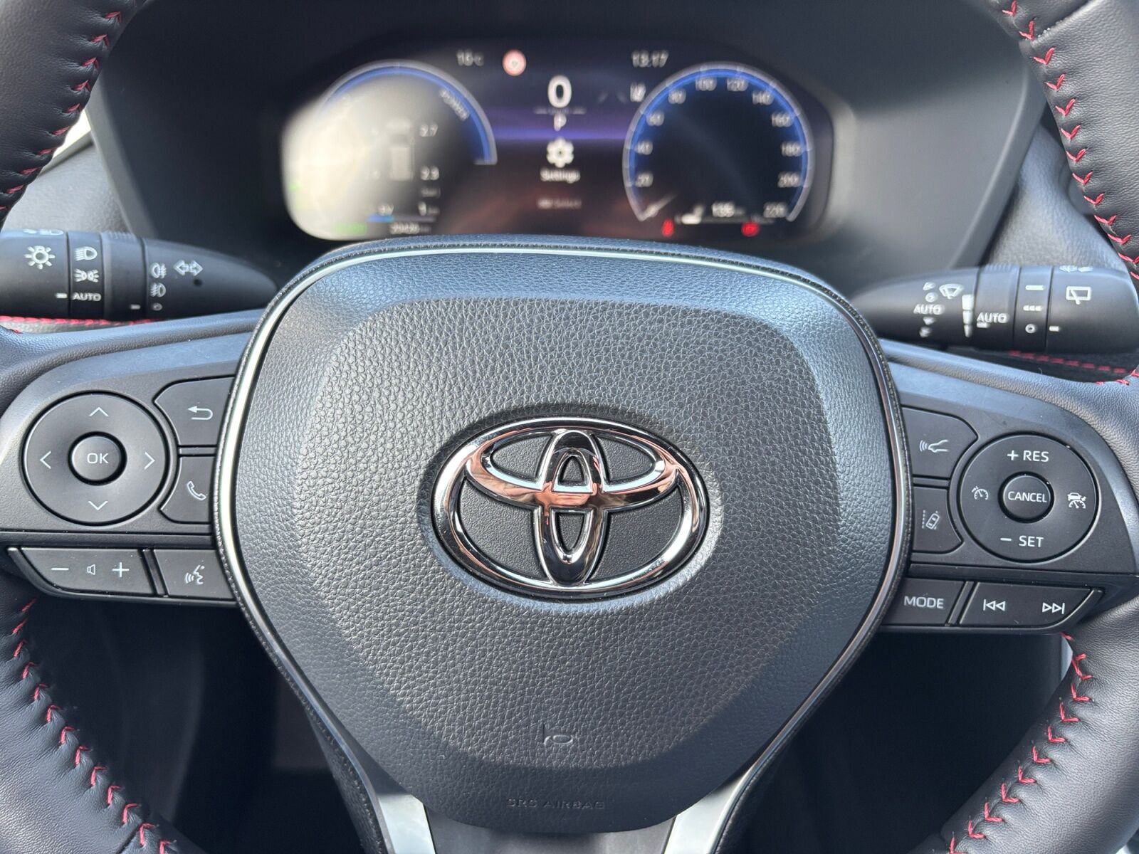 Billede af Toyota RAV4 Plug-in 2,5 Plugin-hybrid Active Comfort AWD 306HK 5d 6g Aut.