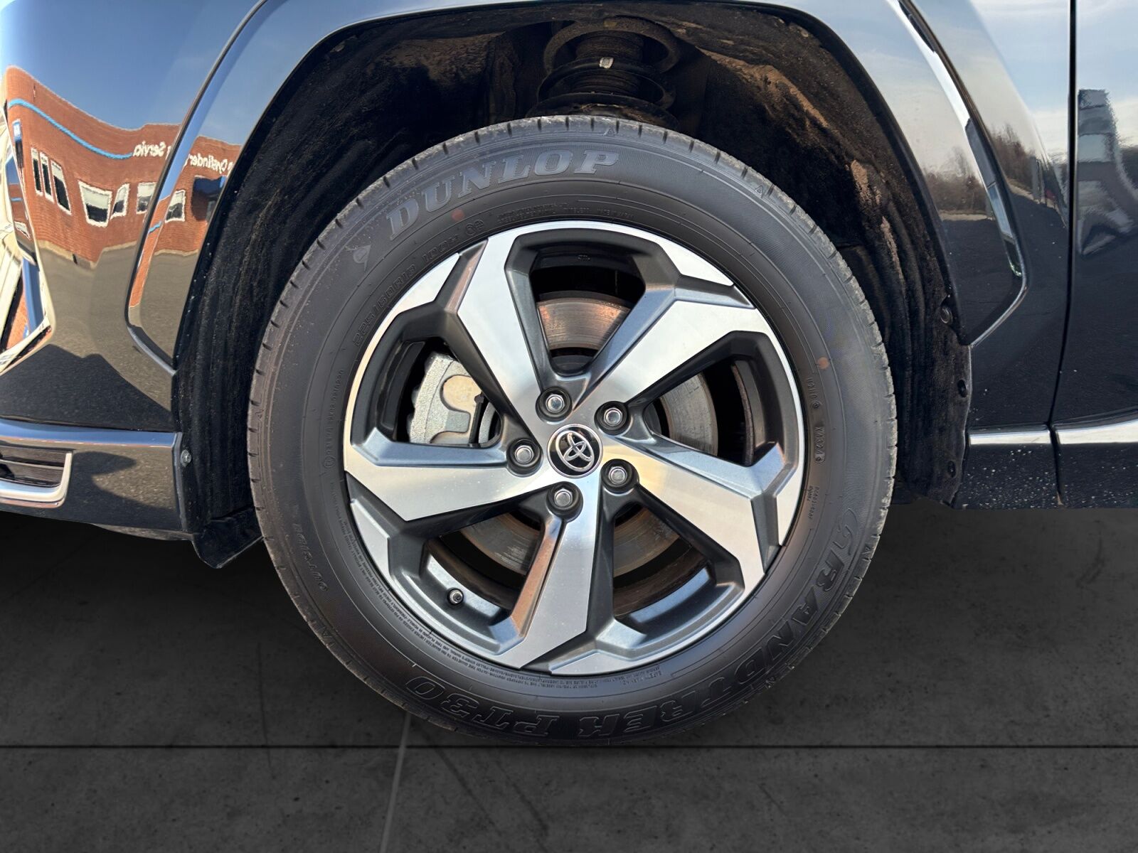 Billede af Toyota RAV4 Plug-in 2,5 Plugin-hybrid Active Comfort AWD 306HK 5d 6g Aut.