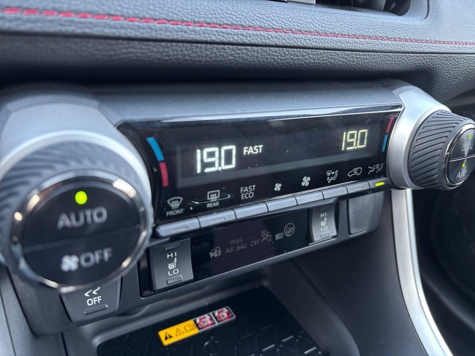 Billede af Toyota RAV4 Plug-in 2,5 Plugin-hybrid Active Comfort AWD 306HK 5d 6g Aut.