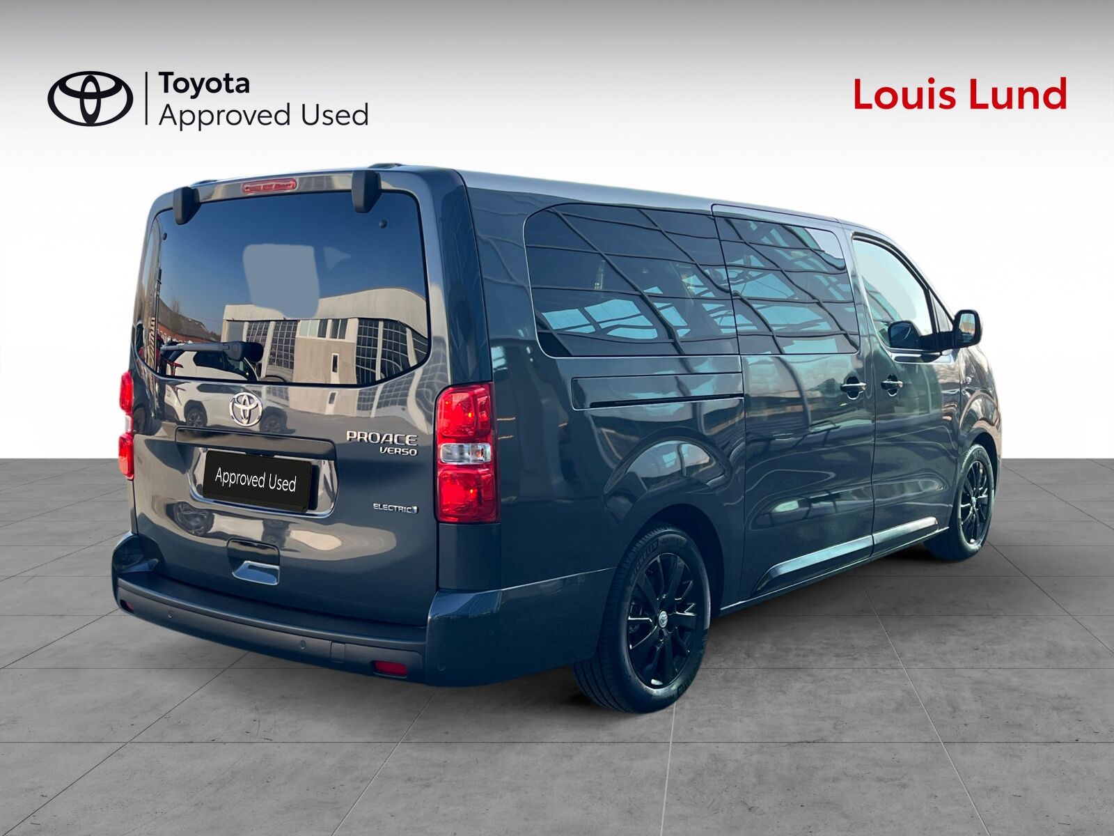 Billede af Toyota Proace Verso Electric Long EL Family m/Dobbelt skydedør, Bagklap 136HK Aut.