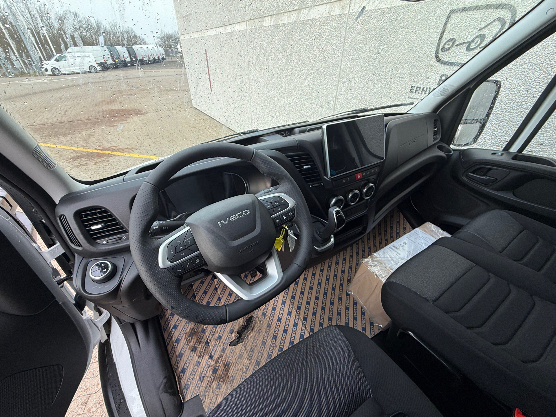 Billede af Iveco Daily 35C18 4100mm 3,0 D 180HK Ladv./Chas. 8g Aut.