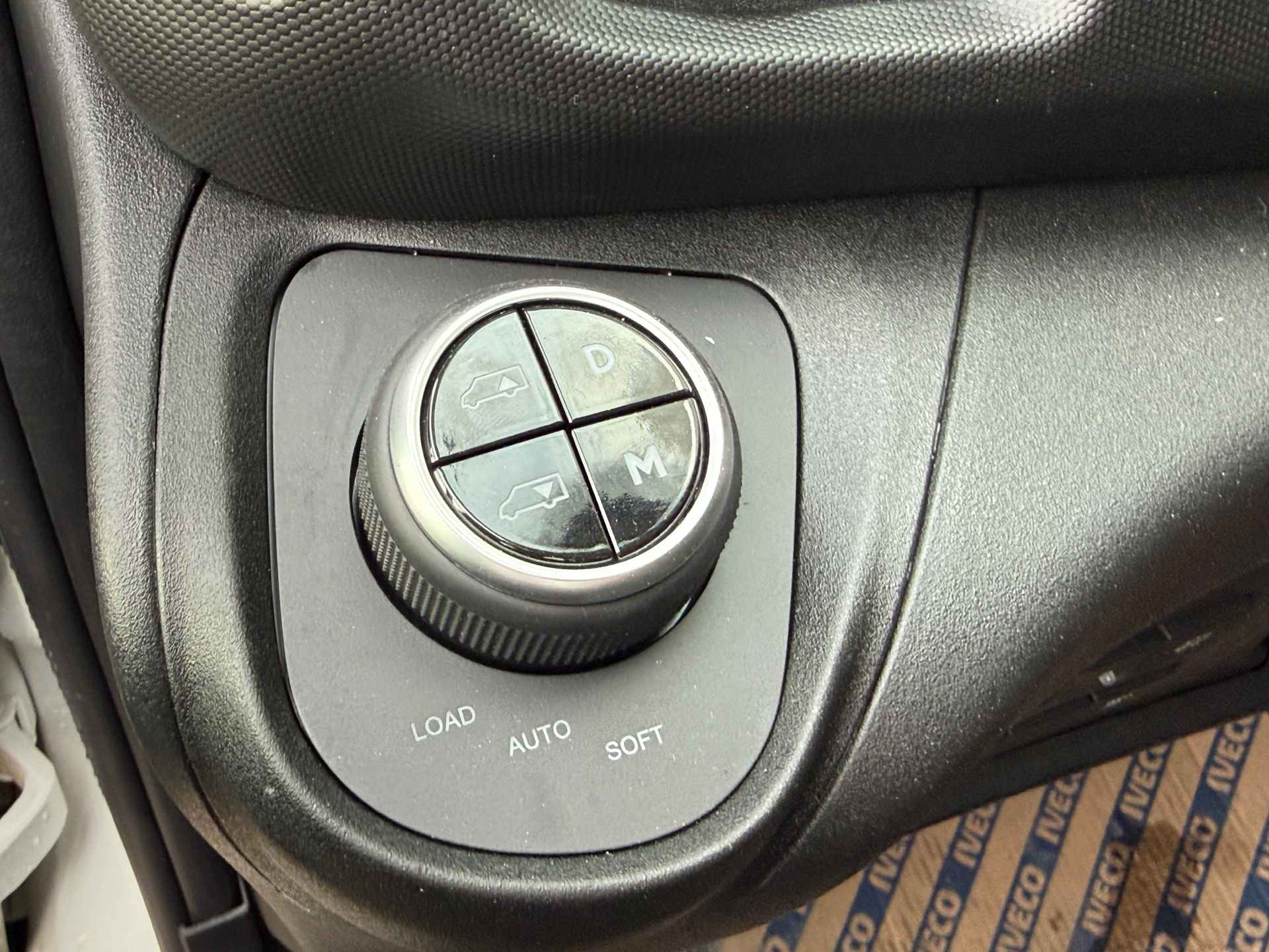 Billede af Iveco Daily 35C18 4100mm 3,0 D 180HK Ladv./Chas. 8g Aut.