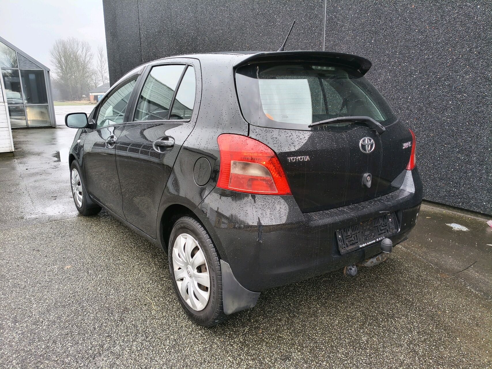 Billede af Toyota Yaris 1,3 VVT-I Linea Luna 87HK 5d