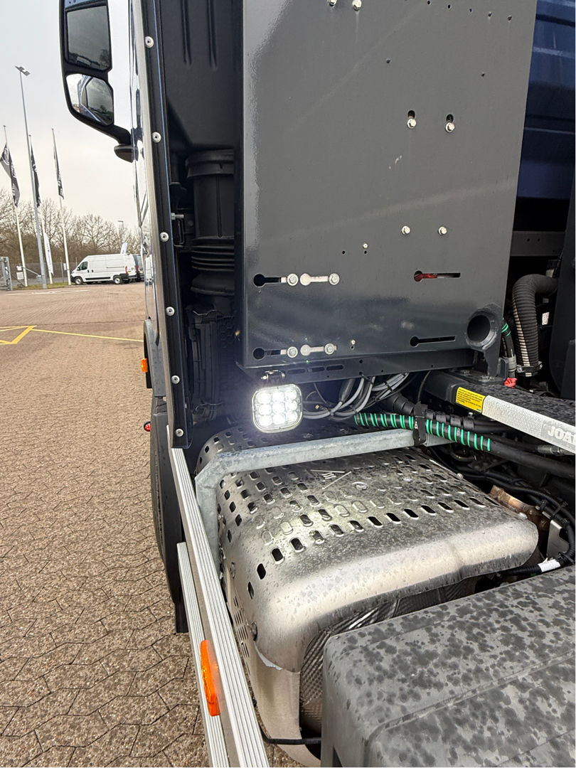 Billede af Iveco S-Way 5,7 D AS280X57-E6e 570HK 16g Aut.