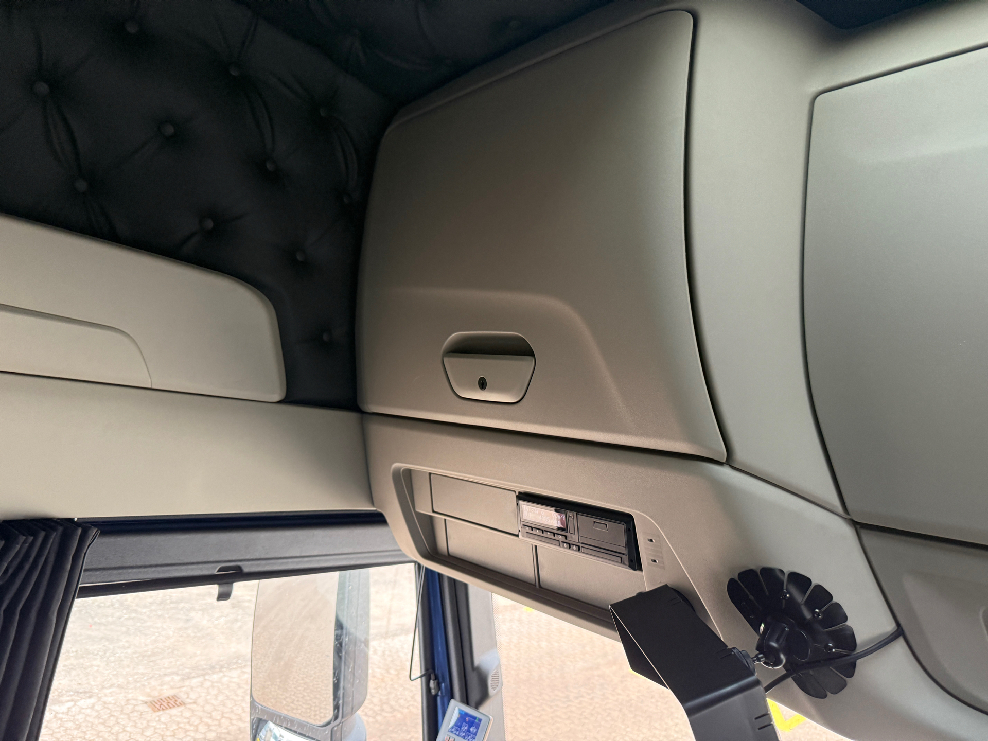 Billede af Iveco S-Way 5,7 D AS280X57-E6e 570HK 16g Aut.