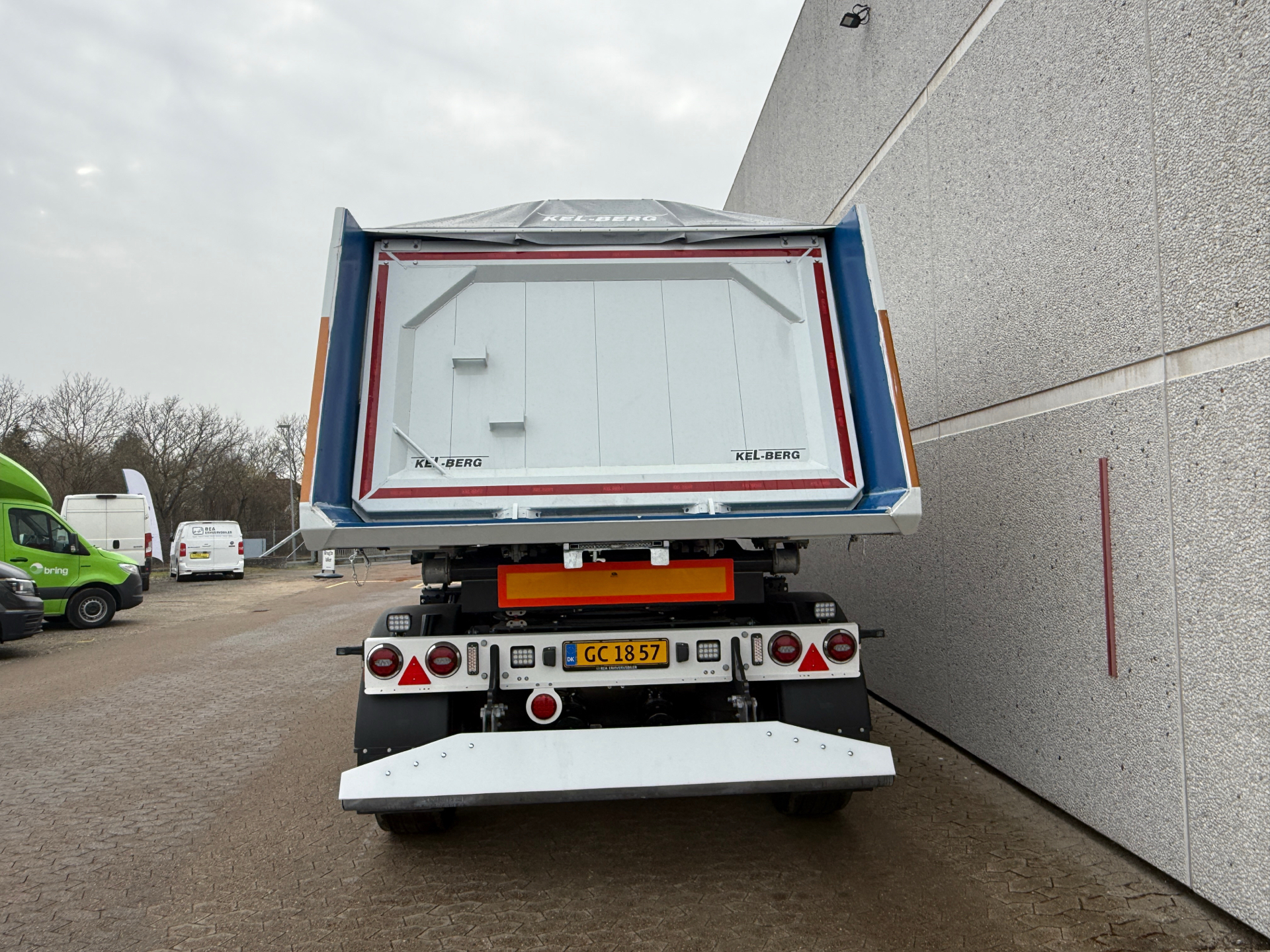 Billede af Iveco S-Way 12,9 D AS440S49-E6e Twinsteer 530HK 12g Aut.