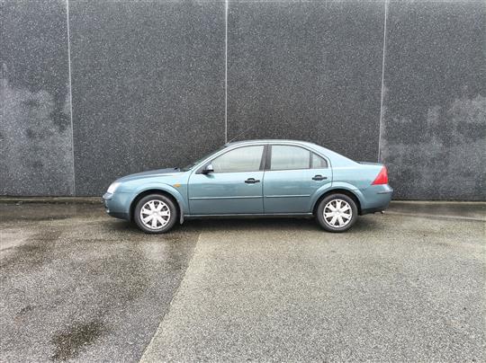 Ford Mondeo 1,8 Ambiente 110HK