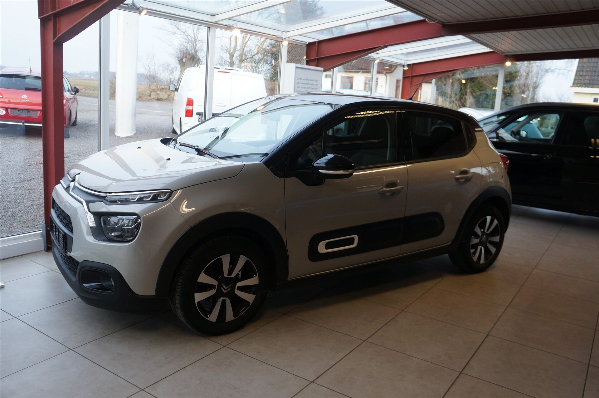 Billede af Citroën C3 1,2 PureTech Shine 83HK 5d