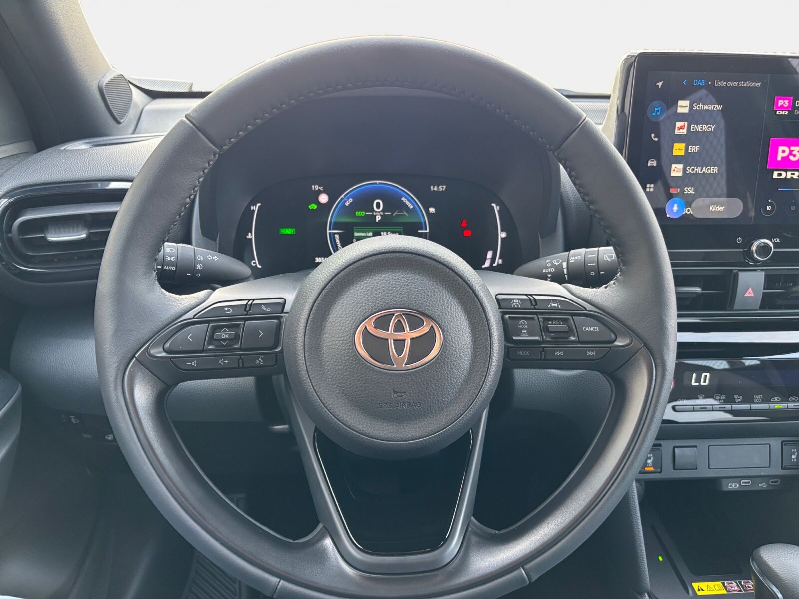 Billede af Toyota Yaris Cross 1,5 Hybrid Style Comfort 116HK 5d Trinl. Gear