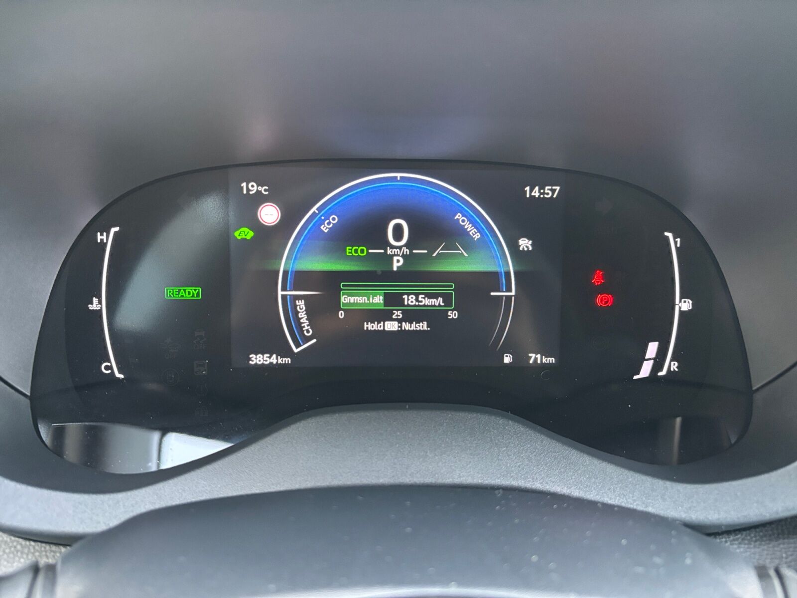 Billede af Toyota Yaris Cross 1,5 Hybrid Style Comfort 116HK 5d Trinl. Gear