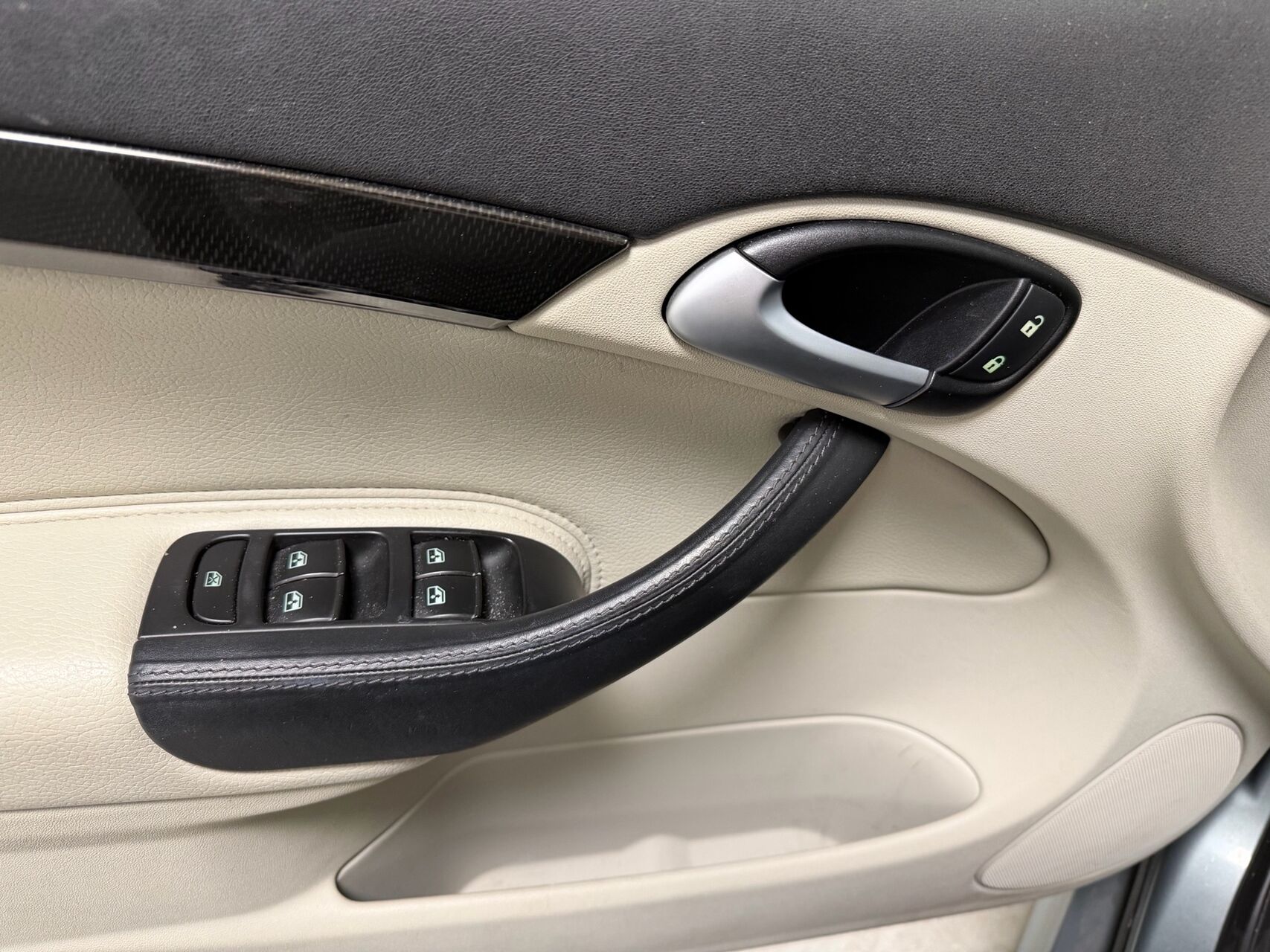 Billede af Saab 9-3 2,0 T Aero 210HK Stc Aut.