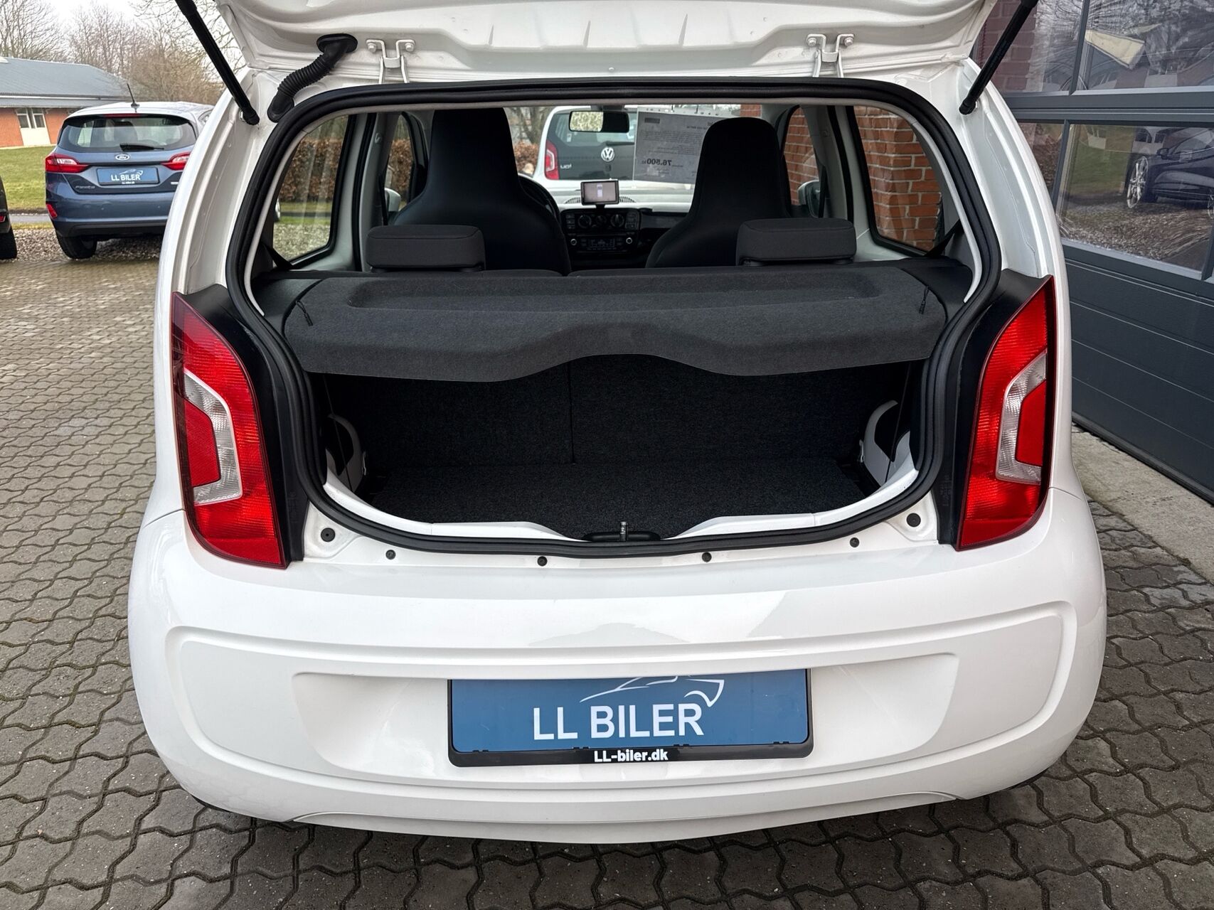 Billede af VW up 1,0 MPI BMT Move ASG 75HK 5d Aut.