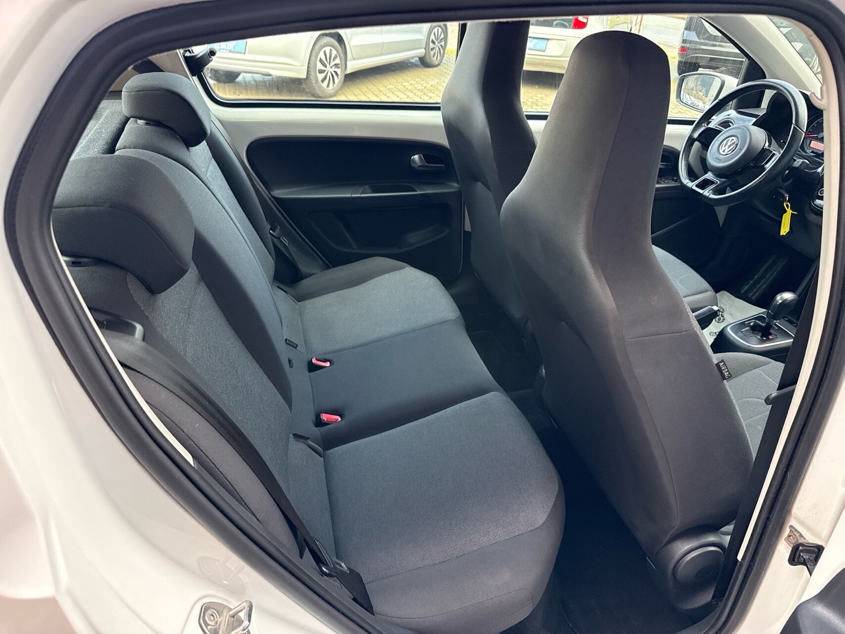 Billede af VW up 1,0 MPI BMT Move ASG 75HK 5d Aut.