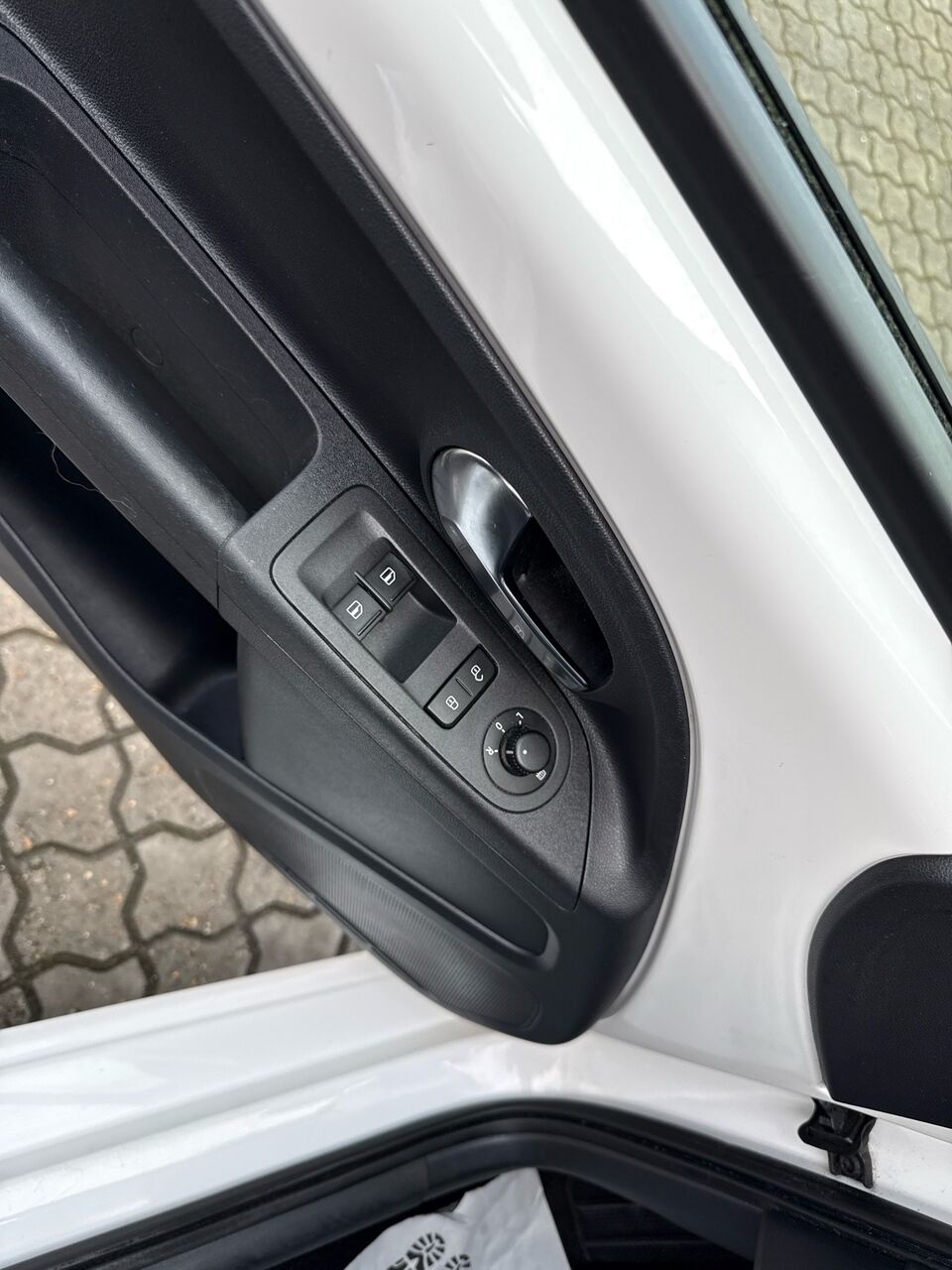 Billede af VW up 1,0 MPI BMT Move ASG 75HK 5d Aut.