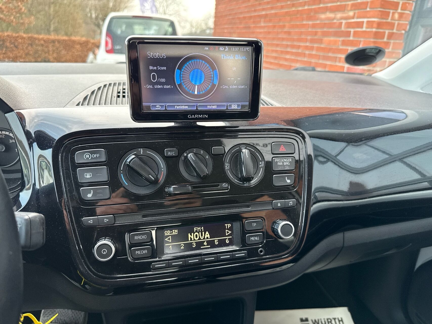 Billede af VW up 1,0 MPI BMT Move ASG 75HK 5d Aut.