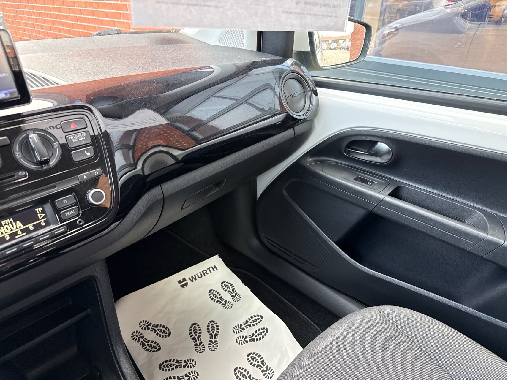 Billede af VW up 1,0 MPI BMT Move ASG 75HK 5d Aut.