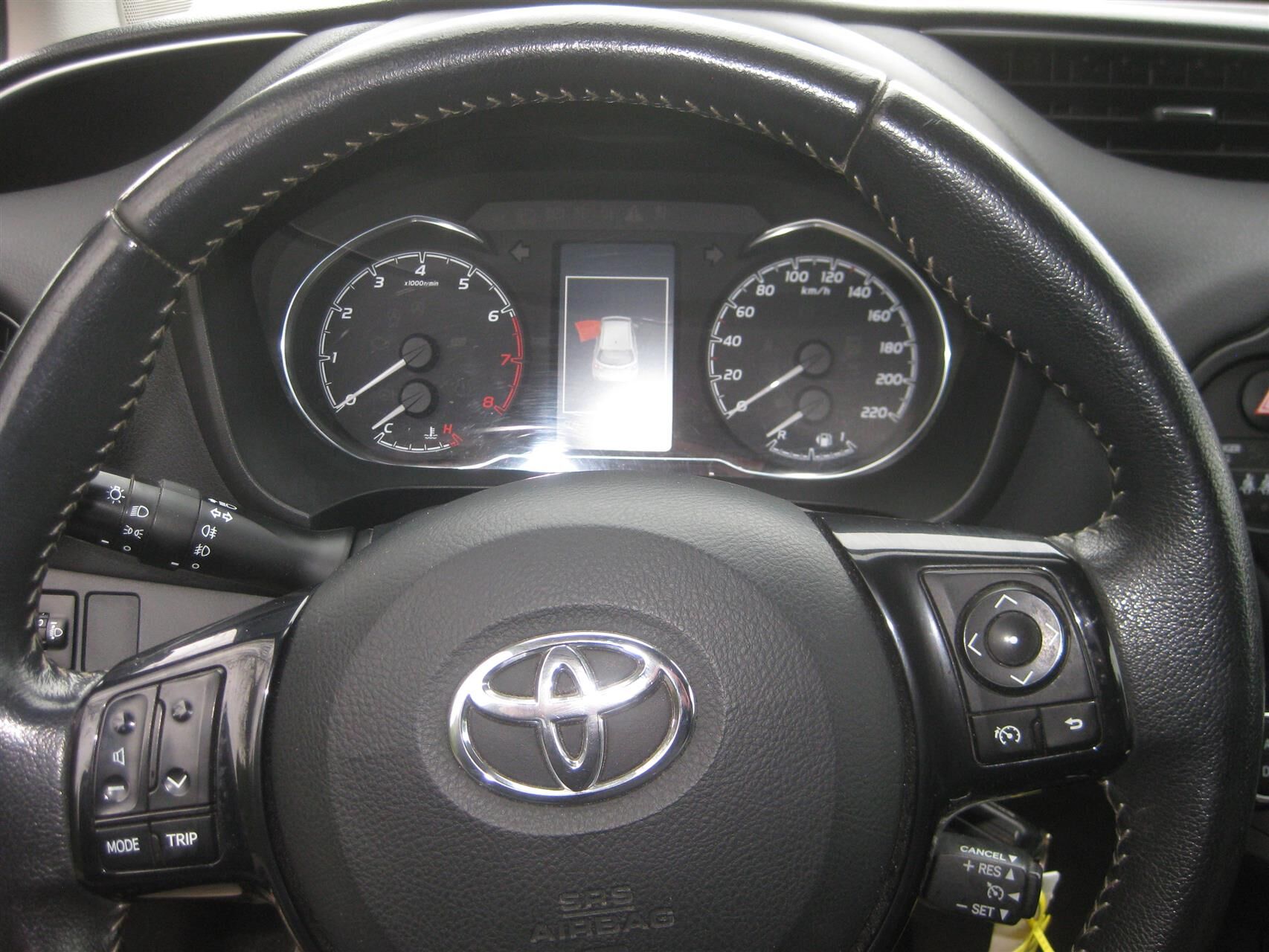 Billede af Toyota Yaris 1,5 VVT-I T2 Premium 111HK 5d 6g
