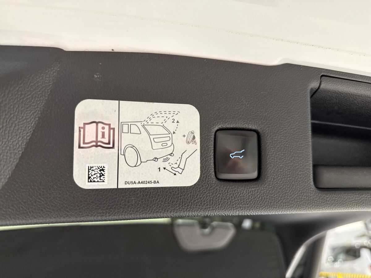 Billede af Ford Kuga 2,5 Plugin-hybrid ST-Line X CVT 225HK 5d Trinl. Gear