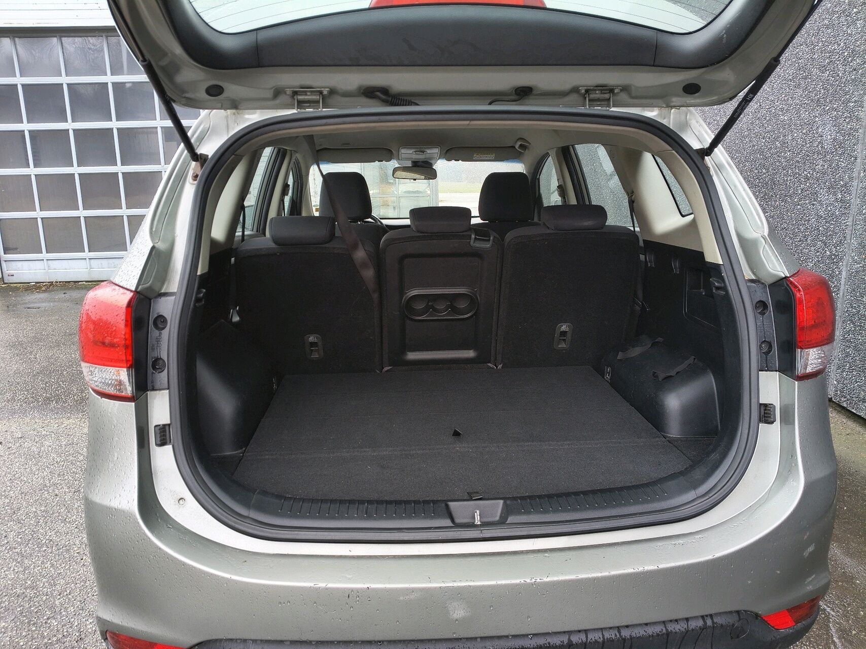 Billede af Kia Carens 1,6 GDI Family Plus 135HK 6g