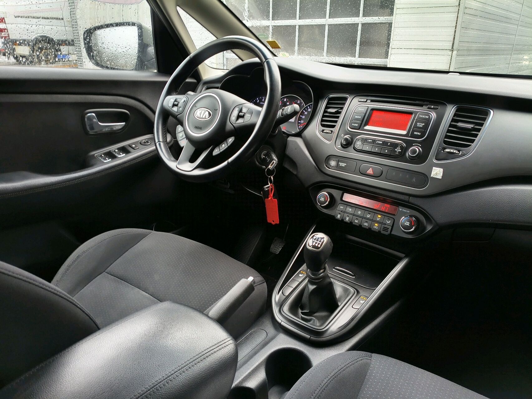 Billede af Kia Carens 1,6 GDI Family Plus 135HK 6g