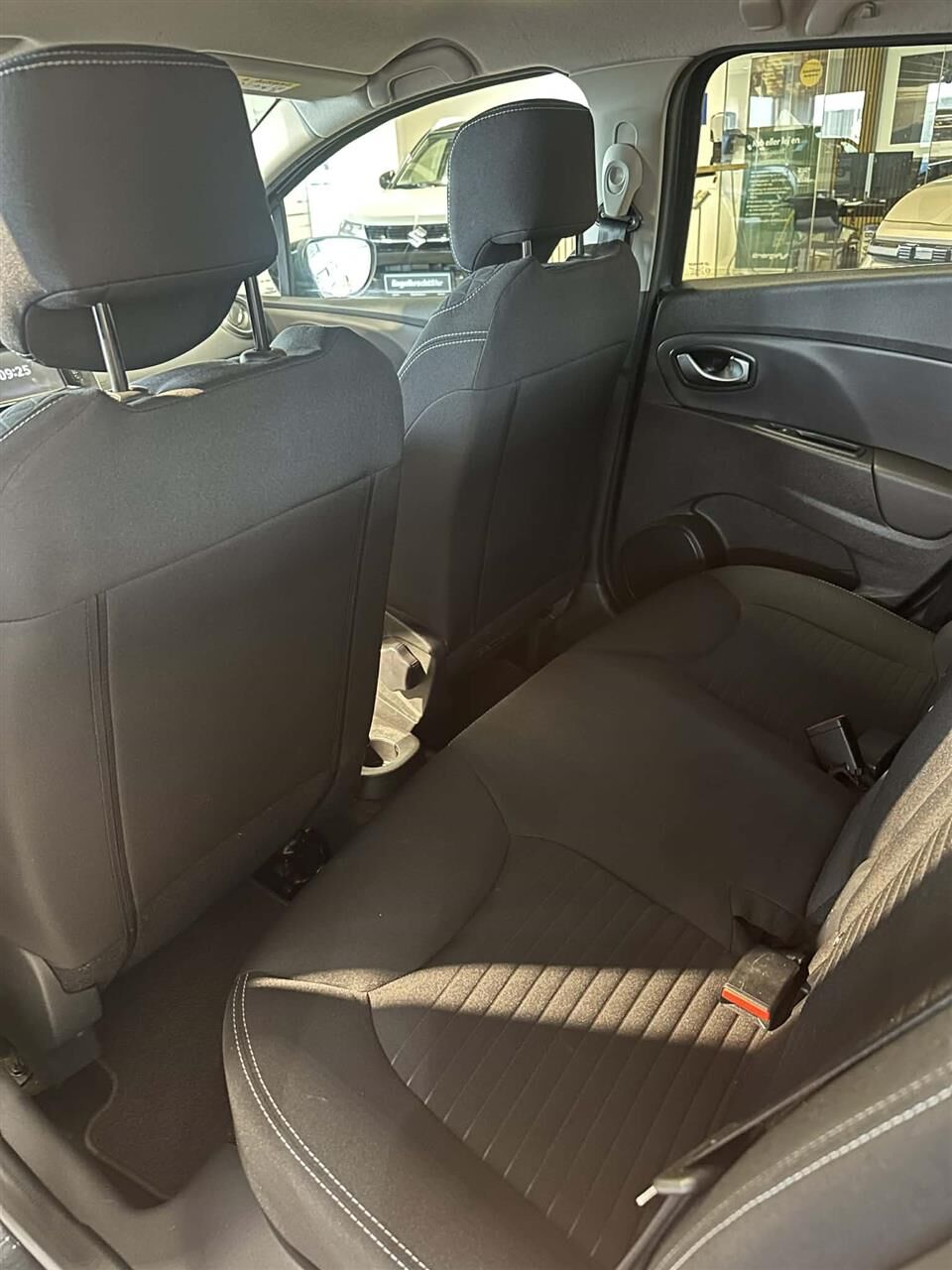 Billede af Renault Clio Sport Tourer 0,9 Energy TCe Limited 90HK Stc