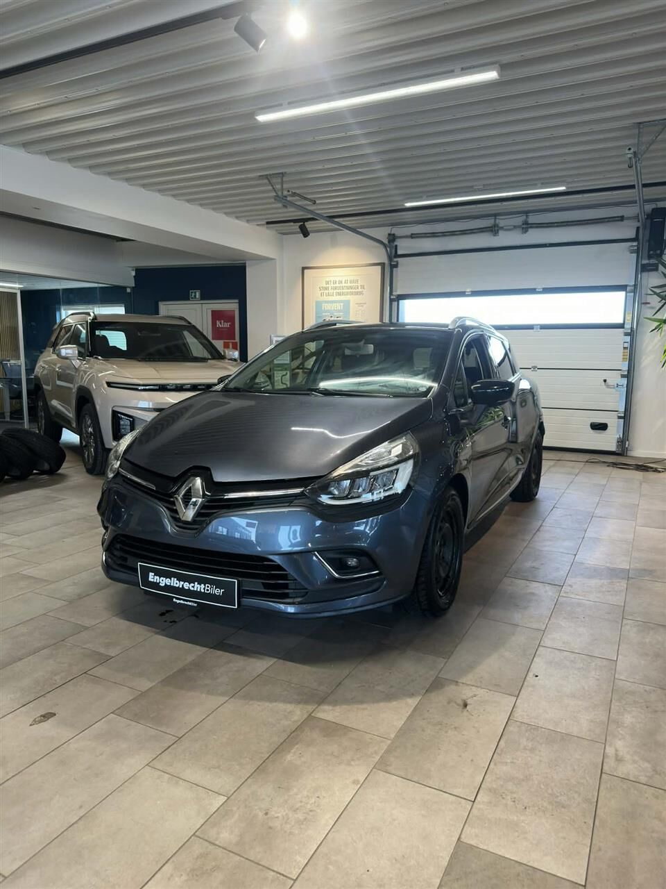 Billede af Renault Clio Sport Tourer 0,9 Energy TCe Limited 90HK Stc