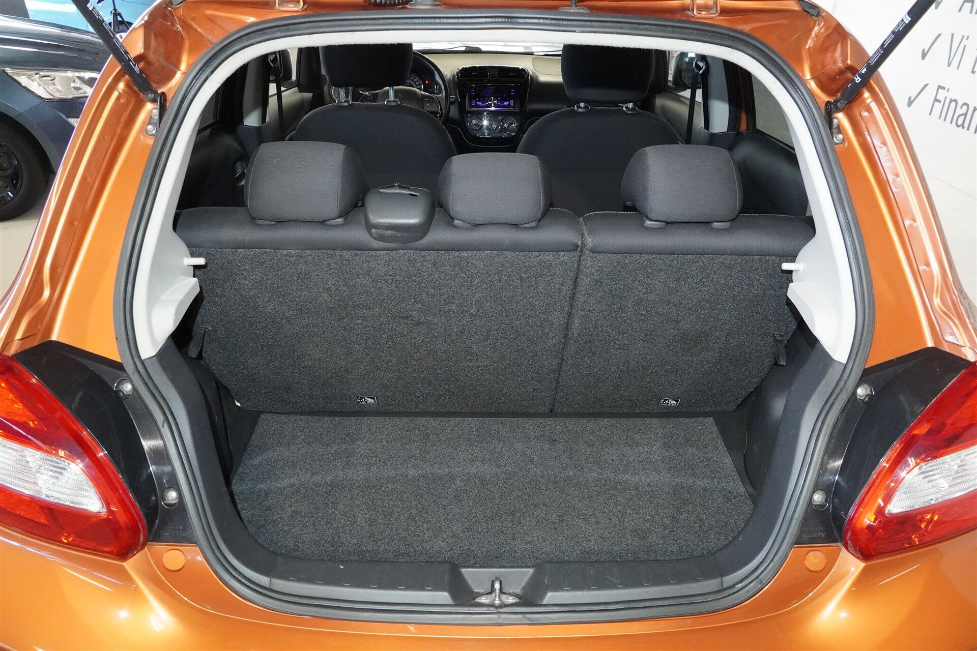 Billede af Mitsubishi Space Star 1,2 Inlead 80HK 5d