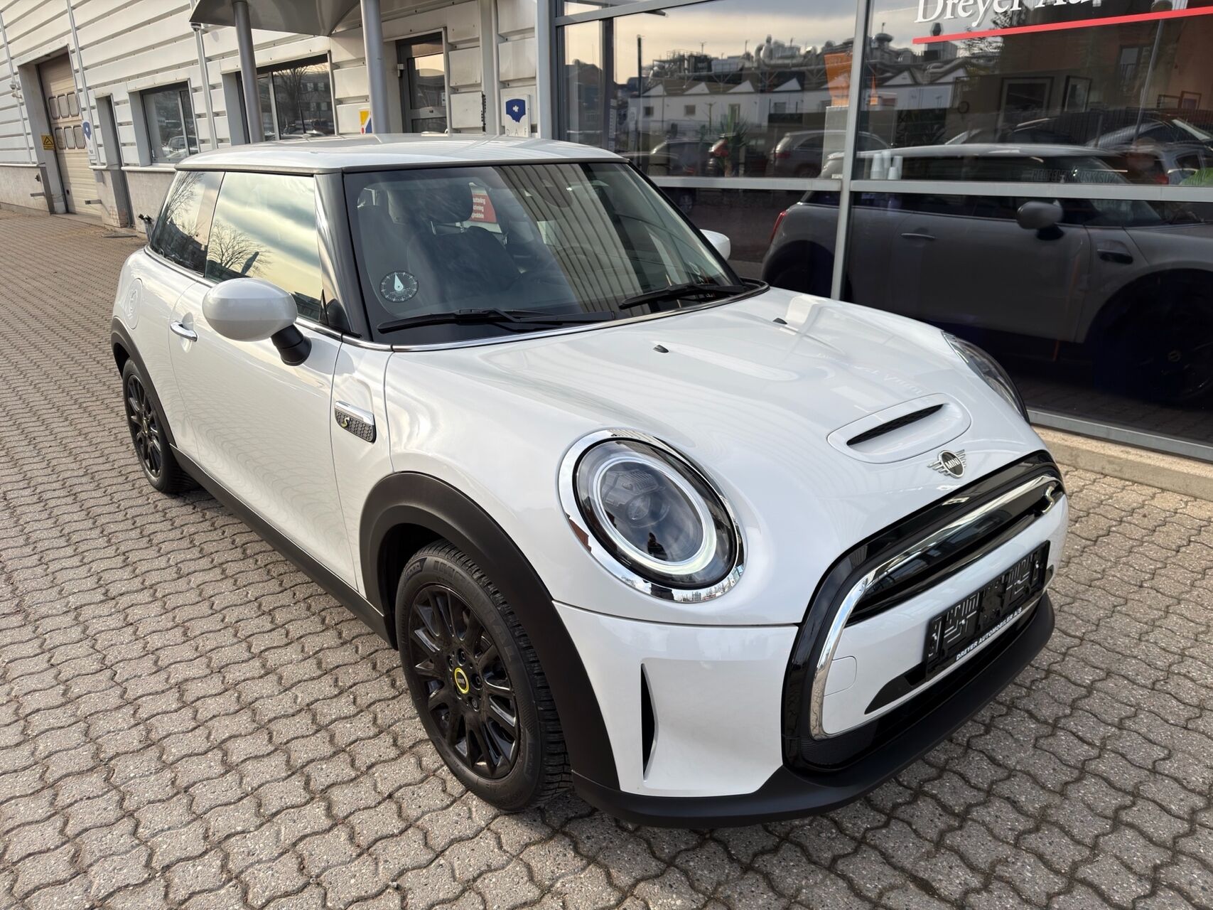 Billede af Mini Cooper SE EL Classic Trim 184HK 3d Aut.