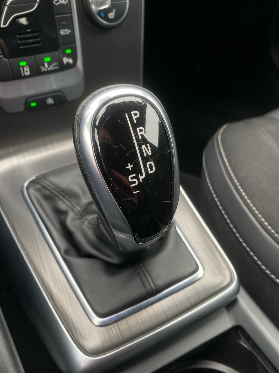 Billede af Volvo V40 2,0 D4 Momentum 190HK 5d 8g Aut.