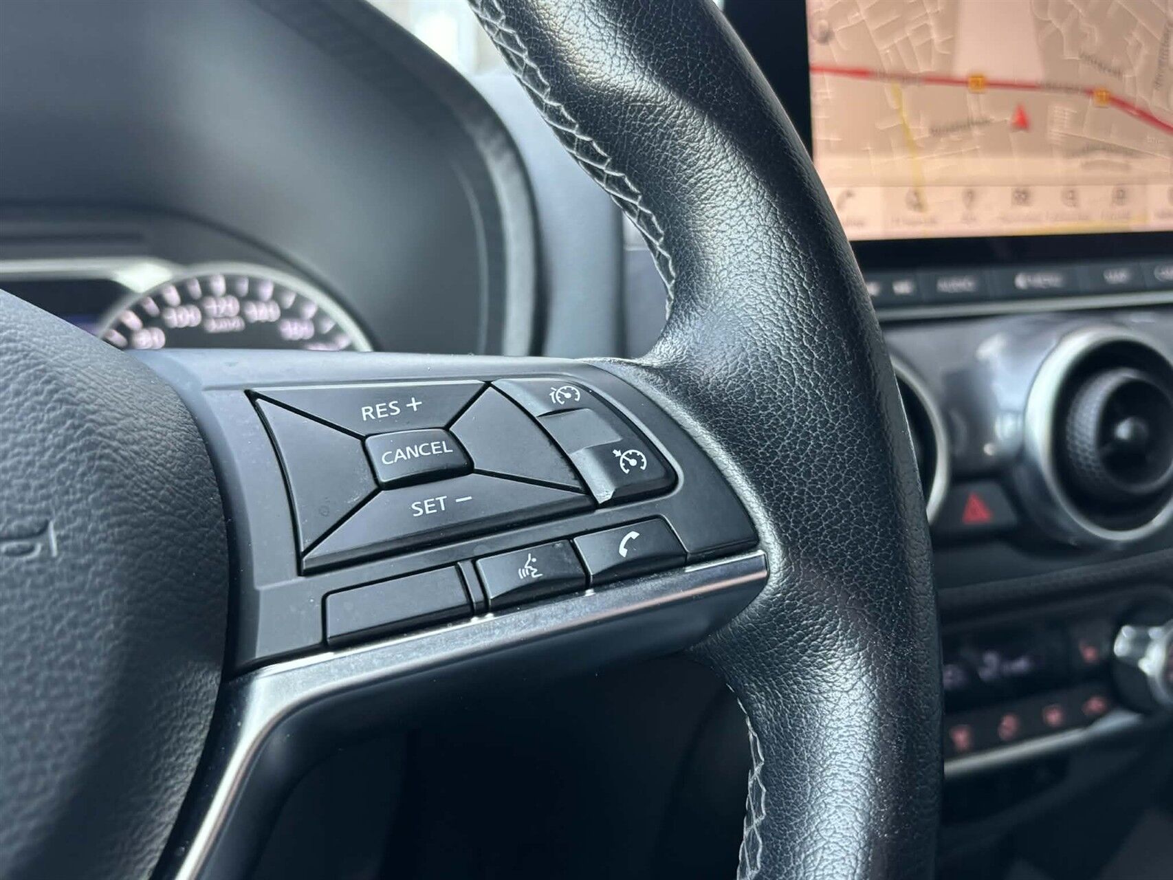 Billede af Nissan Juke 1,0 Dig-T N-Connecta 114HK 5d 6g