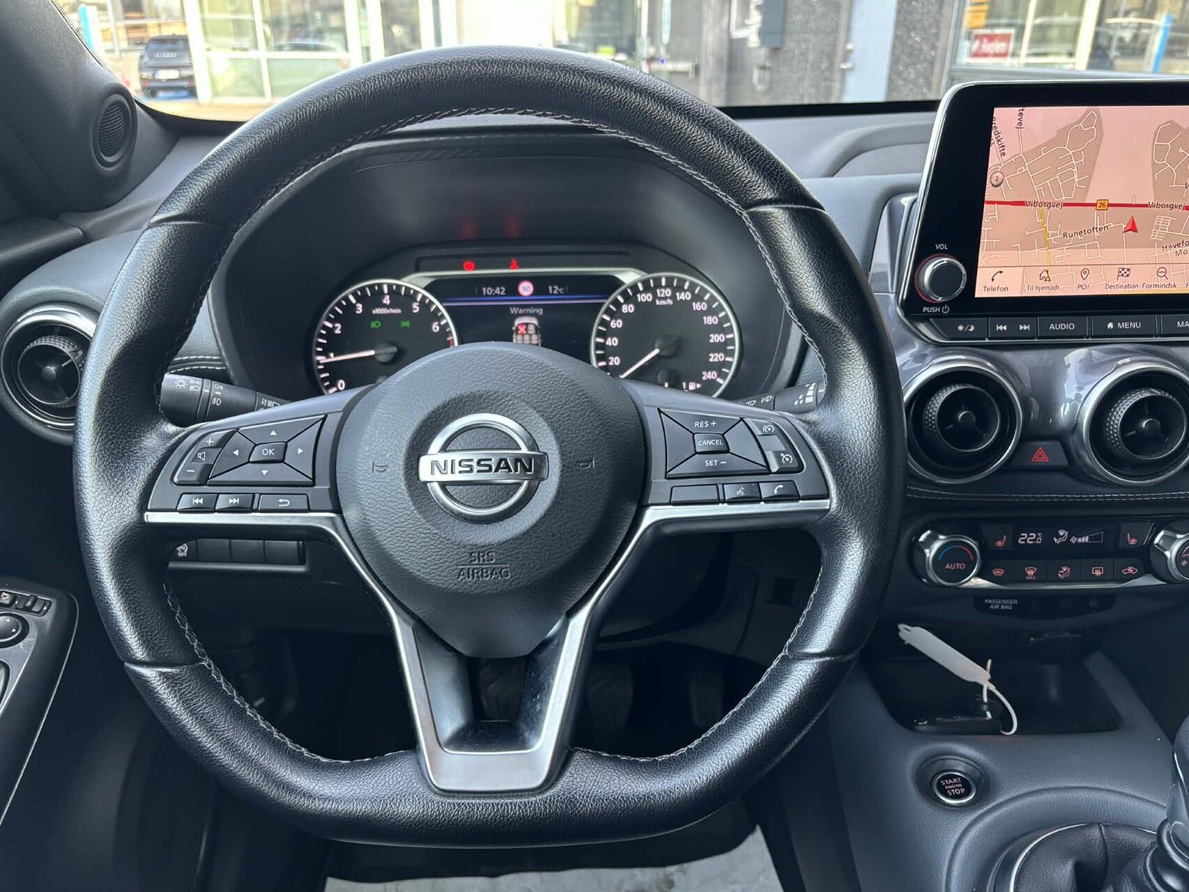 Billede af Nissan Juke 1,0 Dig-T N-Connecta 114HK 5d 6g