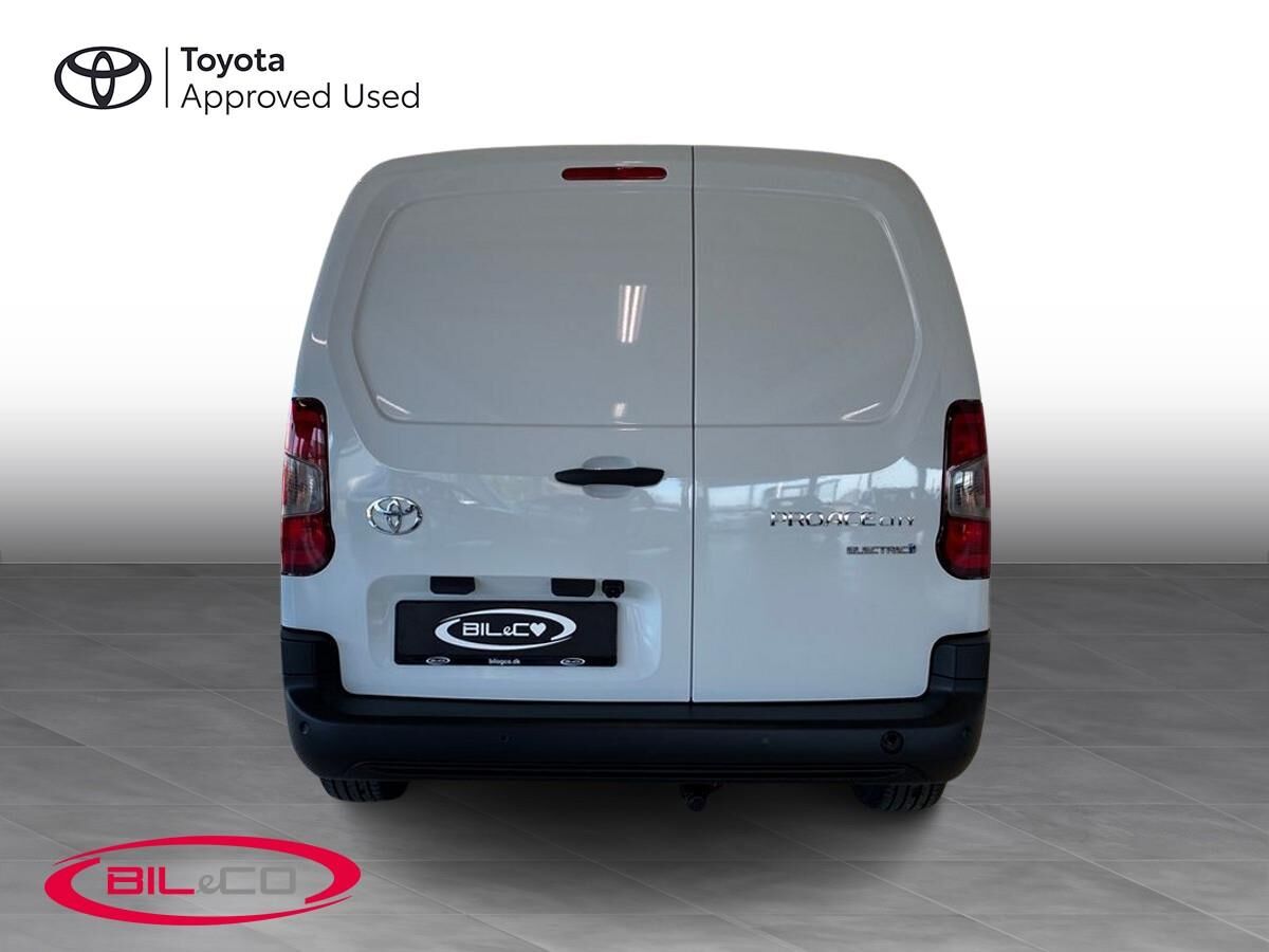 Billede af Toyota Proace City 50 kWh (136 hk) Long/To skydedøre aut. gear Comfort Master