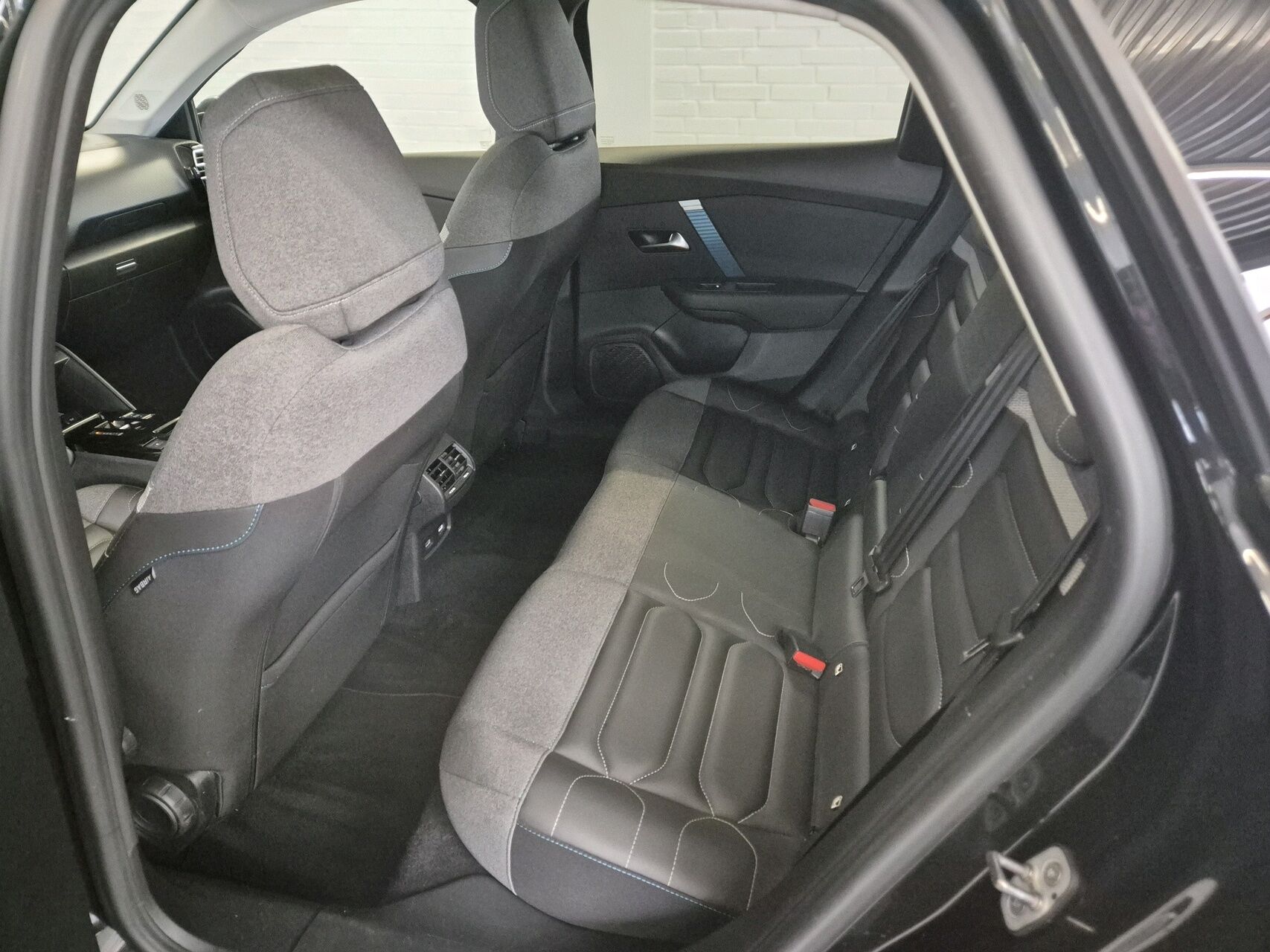 Billede af Citroën e-C4 EL Feel 136HK 5d Aut.