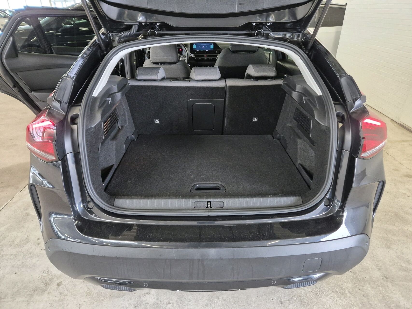 Billede af Citroën e-C4 EL Feel 136HK 5d Aut.