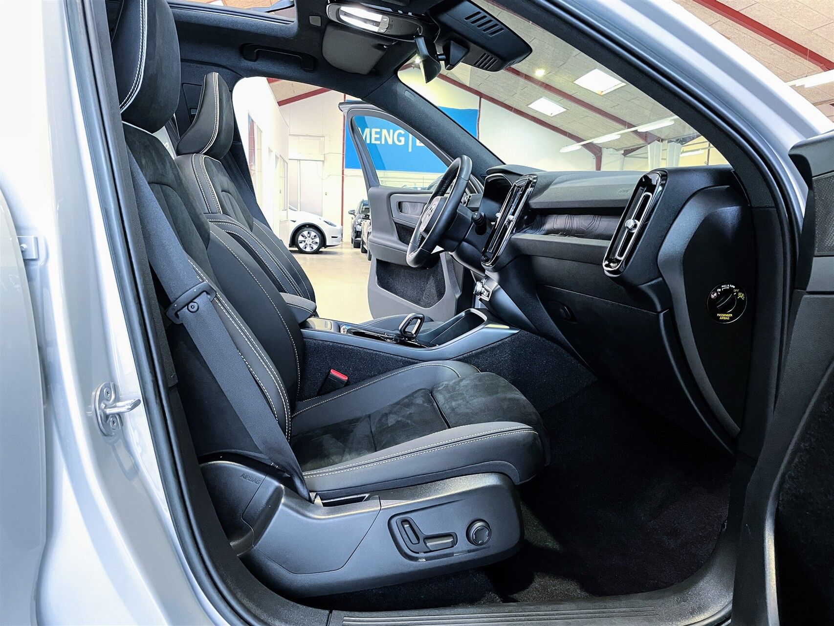 Billede af Volvo XC40 P8 Recharge Twin Ultimate AWD 408HK 5d Aut.