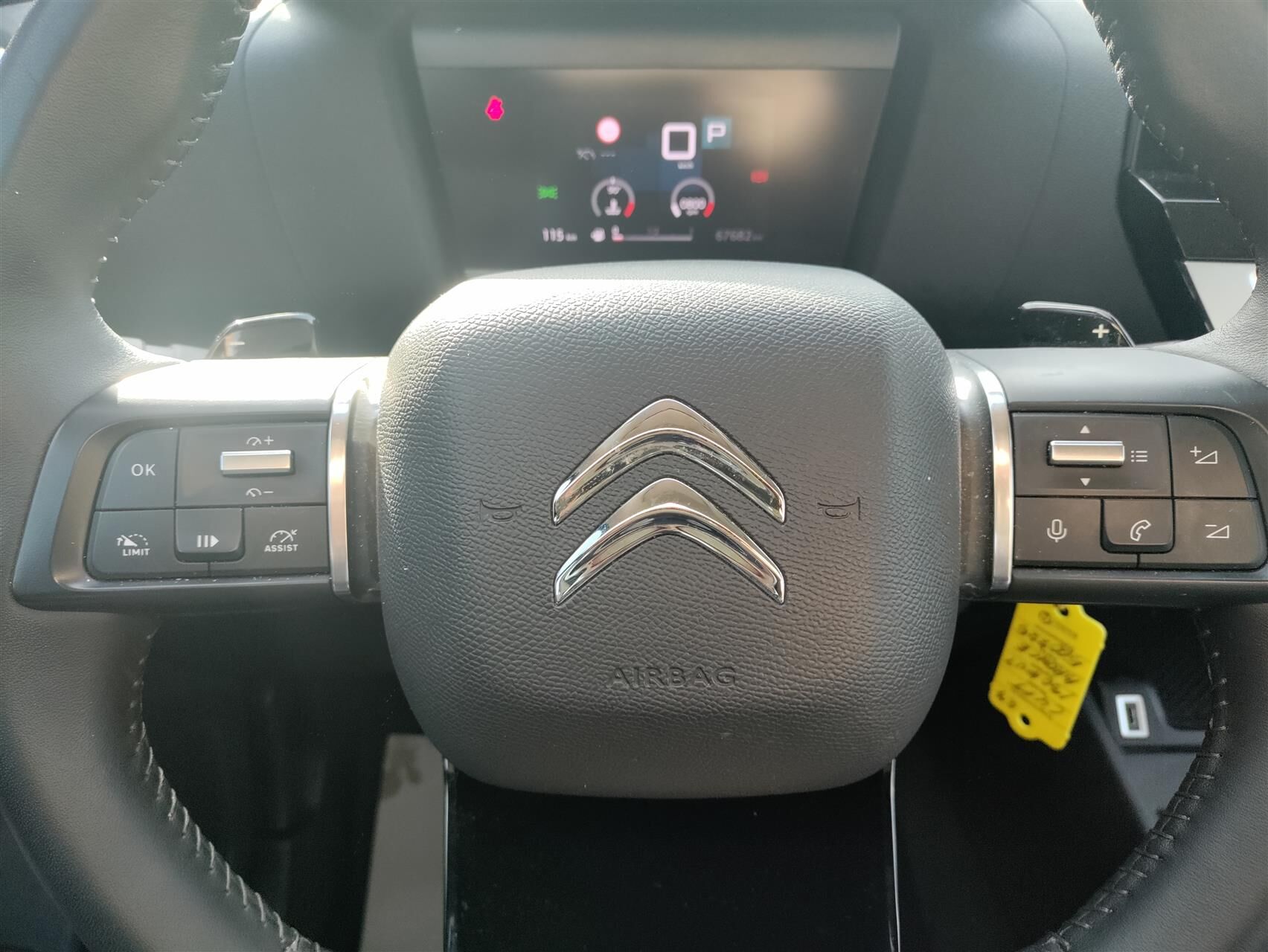 Billede af Citroën C4 1,2 PureTech Carré EAT8 130HK 5d 8g Aut.