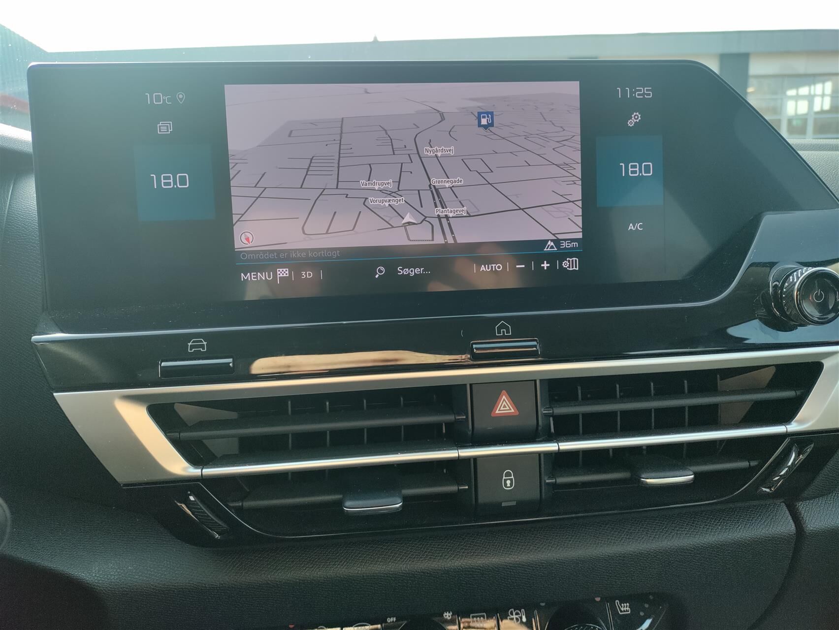 Billede af Citroën C4 1,2 PureTech Carré EAT8 130HK 5d 8g Aut.